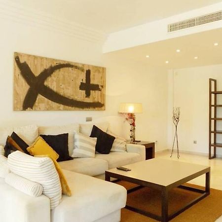 Fuente Aloha Apartment Marbella Bagian luar foto