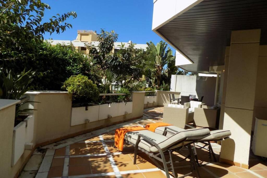 Fuente Aloha Apartment Marbella Bagian luar foto